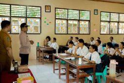 Pemkab gandeng Polres Malra beri pembinaan kambtibmas bagi siswa