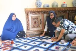 KPU Bangka Barat salurkan santunan ke keluarga KPPS meninggal dunia