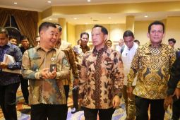 Kemendagri  percepat transformasi berlakukan IKD untuk layanan publik