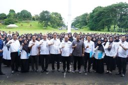 Bupati Tanjabtim Romi Hariyanto serahkan SK 237 PPPK