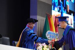 Petra Christian Univesity kukuhkan 547 wisudawan
