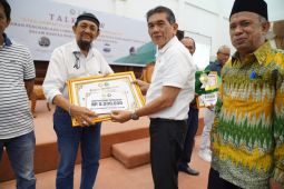 Pj Wali Kota Pontianak ajak masyarakat tingkatkan pemilahan sampah