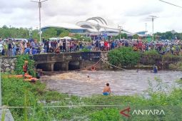 Terpleset saat bersihkan saluran air, karyawan Bandara Tjilik Riwut tenggelam