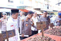 Kapolresta Jambi tinjau harga dan pasokan sembako Kota Jambi