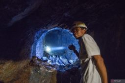 Basarnas Banten evakuasi dua warga Lebak tertimbun galian batu bara pada Sabtu
