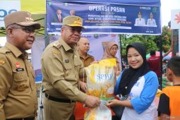 Kalbar atasi kenaikan harga beras dengan operasi pasar