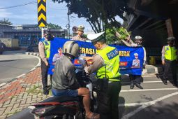 Polrestro  Jakarta Barat mulai Operasi Keselamatan 2024 dengan sosialisasi