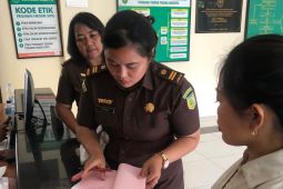 Kejaksaan Badung limpahkan PNS pelaku pungli rekrutmen tenaga kontrak