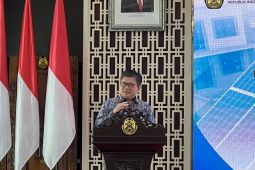 Program PLTS Atap dongkrak industri modul surya