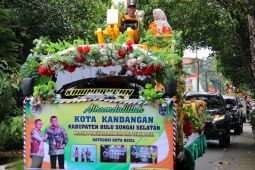 Pemkab HSS arak penghargaan Adipura 2023