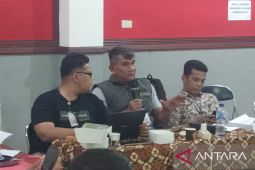 Waktu habis, Bawaslu 'beri' ekstra sehari untuk KPU Labura