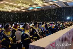 Universitas Terbuka Surabaya kukuhkan 1.572 wisudawan