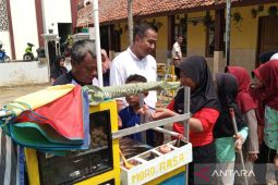 Pemprov Jawa Barat bantu "trauma healing" korban banjir di Cirebon