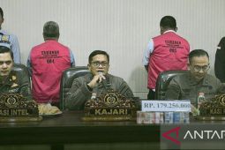 Dua pejabat Dishub Karawang jadi tersangka tipikor proyek PJU tahun 2022