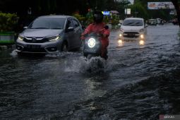 Sejumlah provinsi berpotensi diguyur hujan sedang hingga lebat pada Minggu
