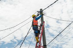 PLN Jatim targetkan penjualan tenaga listrik 10,4 TWh pada kuartal I