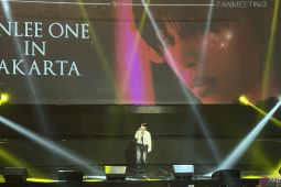 Serba-serbi jumpa penggemar perdana artis ONLEE