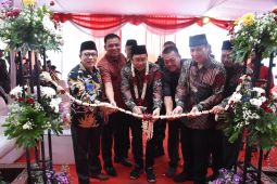 Gus Muhdlor: Peresmian SMPN 2 Prambon wujud pemerataan pendidikan
