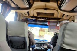 Angkutan sawit lebih kapasitas melenggang di jalan raya