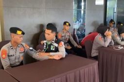 Bidokkes Polda Malut periksa kesehatan personel pengamanan pleno pemilu 2024