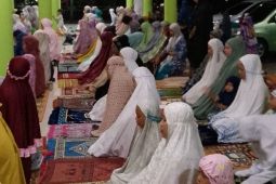 Penumpukan sisa makanan di gigi sebabkan bau mulut saat puasa