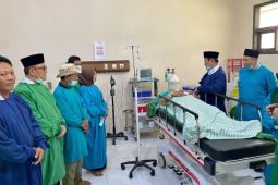 Penjabat Bupati Lampung Barat beri santunan ke korban serangan harimau