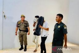 Satpol PP Aceh Barat tangkap dua pemuda karena tidak berpuasa di bulan Ramadhan