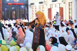 Khofifah ajak anak-anak memiliki cita-cita tinggi