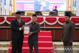 Pj Gubernur sampaikan LKPJ 2023 ke DPRD Babel