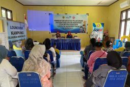 Dinas Pemberdayaan Perempuan Halteng tingkatkan kapasitas kader BKB edukasi stunting