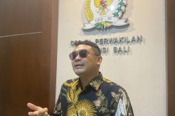AWK tolak keluar dari kantor DPD sampai putusan inkrah