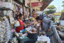 Harga telur ayam ras di Kota Denpasar capai hingga Rp60 ribu per kerat