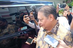 Airlangga respons soal Jokowi pimpin koalisi besar hingga jadi ketum