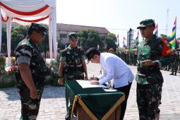 TNI Manunggal Membangun Desa di Kabupaten Bekasi resmi ditutup