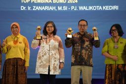 Kota Kediri dapat penghargaan "TOP BUMD Awards 2024"