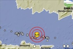 Gempa dirasakan di Surabaya, karyawan keluar ruangan perkantoran