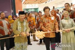 Pemkab Bekasi minta pusat belanja berkontribusi majukan ekonomi daerah