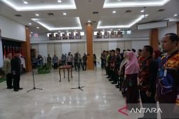 Bupati Edi Damansyah lantik pejabat administrator, pengawas dan fungsional