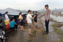 Polres Kubu Raya lakukan pengamanan ritual sembahyang kubur