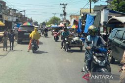 Kompleks Pasar Bina Usaha Meulaboh kembali semrawut, begini kata Pemkab Aceh Barat
