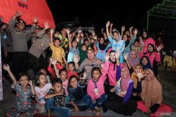 Polres Gresik gelar bakti sosial dan trauma healing pascagempa Bawean