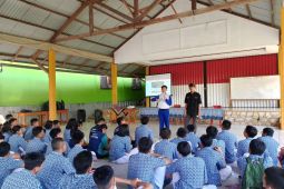 Tim Safety Riding Asmo Kalbar membumi di SMAN 3 Bengkayang