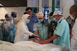 Pj Bupati Lumajang minta produksi beras medium ditingkatkan