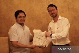 HST collaborates with digital companies to improve education quality
