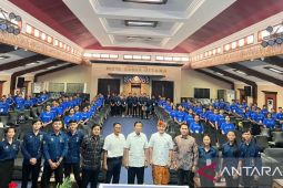 Mangku Pastika pacu semangat mahasiswa Bali untuk siap jadi pemimpin