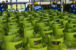 Pertamina tambah pasokan LPG 3 kg sebanyak 7 juta tabung