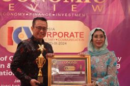 Catat 90,50 poin, Bank Jatim sabet penghargaan platinum