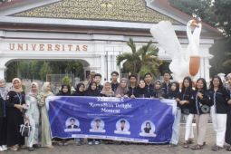 Ikatan Mahasiswa Fisika unja berbagi di bulan Ramadhan