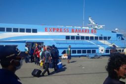 Tokoh Bawean desak pengusaha kapal turunkan tarif tiket untuk kemanusiaan
