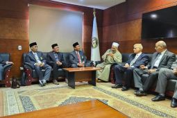 Pemprov Jatim luncurkan beasiswa santri tahun 2024